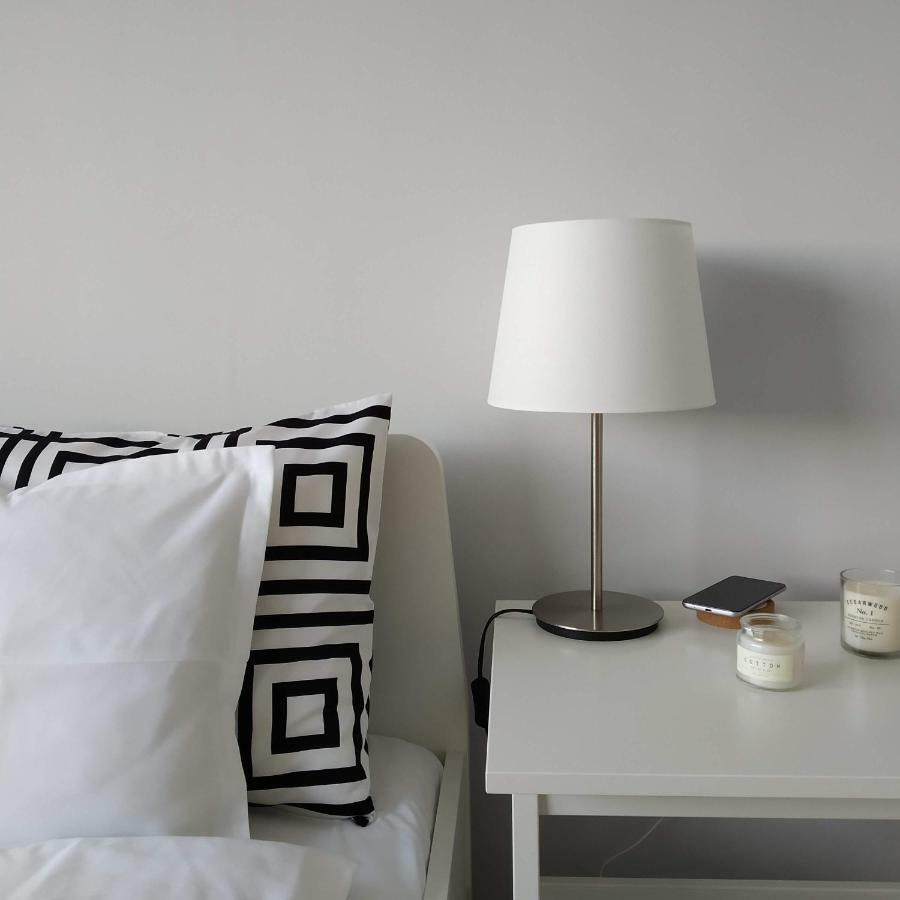 Apartament White Almond