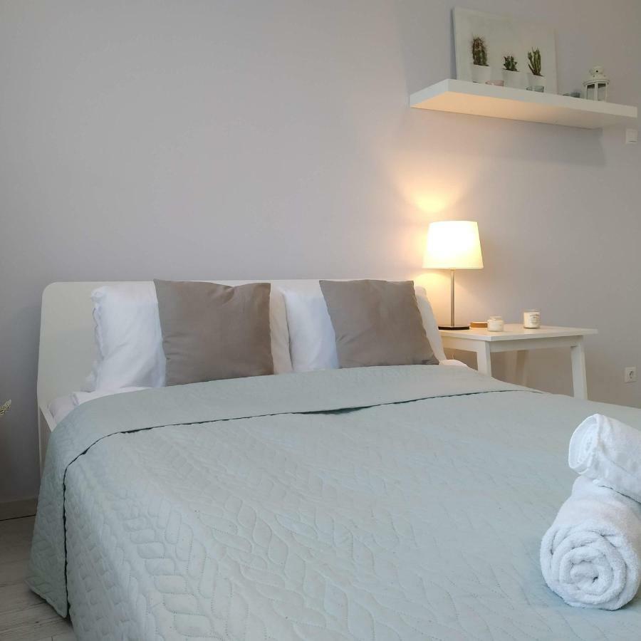 Apartament White Almond *